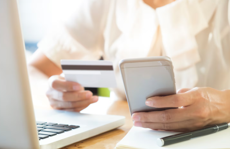 как банки уходят в онлай в 2026